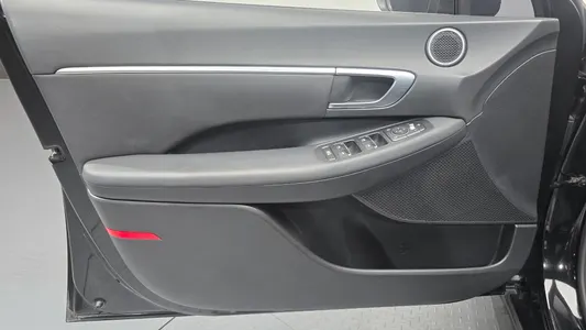 Hyundai (DN8) 2021 24