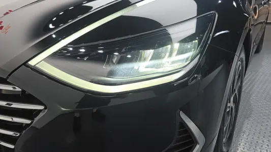 Hyundai (DN8) 2021 22