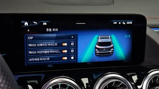 Mercedes-Benz EQA H243 EQA250 AMG 2024 18