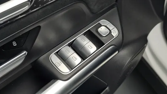 Mercedes-Benz EQA H243 EQA250 AMG 2024 28