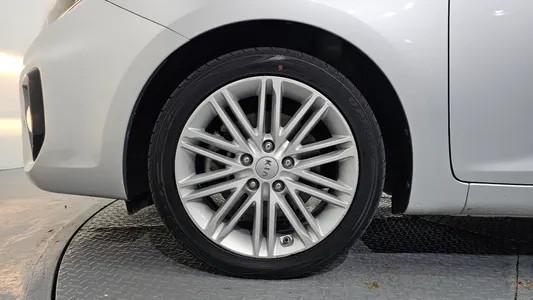 Kia 카렌스 2.0 LPI 2016 5