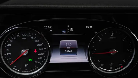 Mercedes-Benz E-Class W213 E220d 2019 8