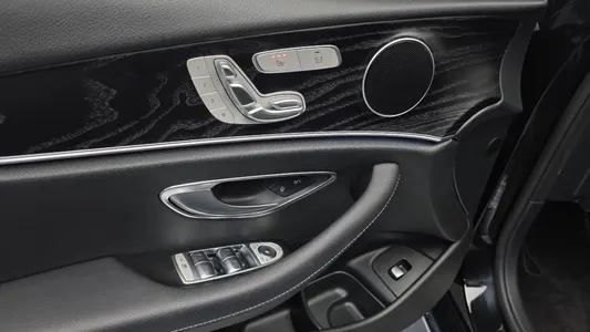 Mercedes-Benz E-Class W213 E220d 2019 19