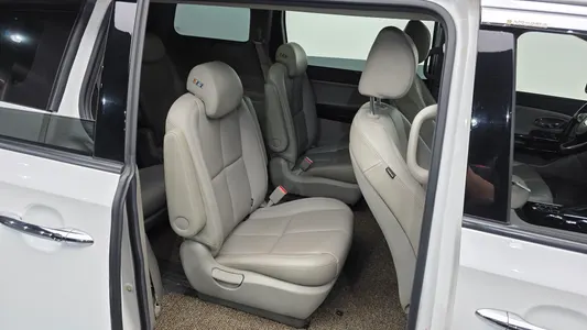 Kia 카니발 9 2019 12