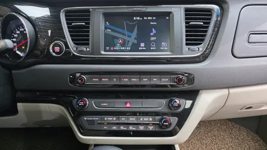 Kia 카니발 9 2019 14