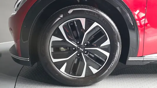 Kia EV6 4WD 2022 5