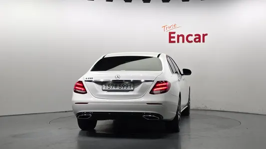 Mercedes-Benz E-Class W213 E250 2020 4