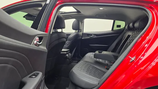 Kia 스팅어 마이스터 2.5 AWD 2022 12