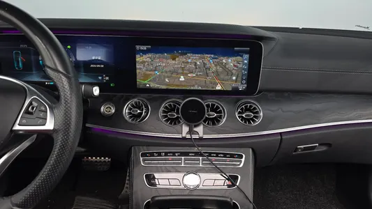 Mercedes-Benz E-Class W213 E220d 2017 13