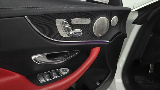 Mercedes-Benz E-Class W213 E220d 2017 17