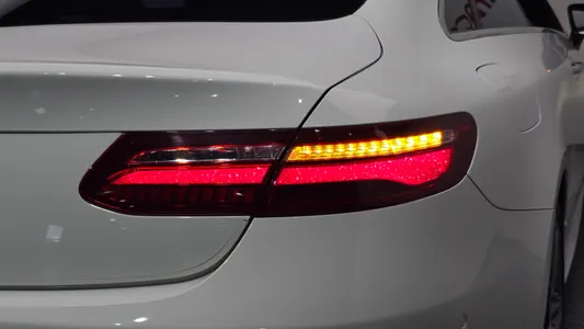 Mercedes-Benz E-Class W213 E220d 2017 23