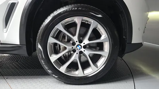 BMW X5 (G05) xDrive 45e xLine 2021 21