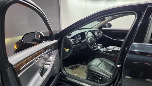 Genesis G90 3.8 AWD 2020 10