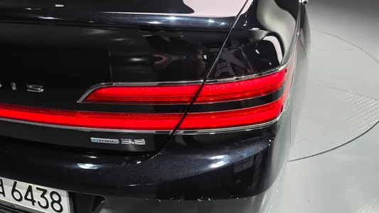 Genesis G90 3.8 AWD 2020 23