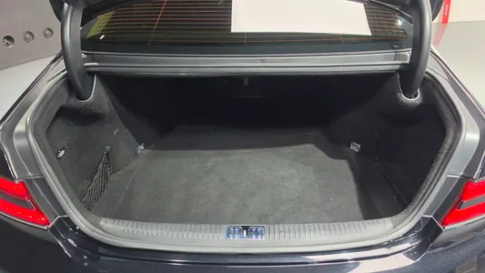 Genesis G90 3.8 AWD 2020 32