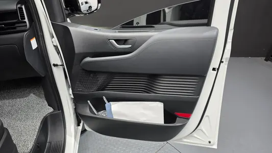 Hyundai 스타리아 EV 11 2026 25