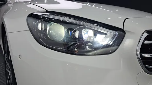 Mercedes-Benz E-Class W213 E300e 4MATIC 2021 22