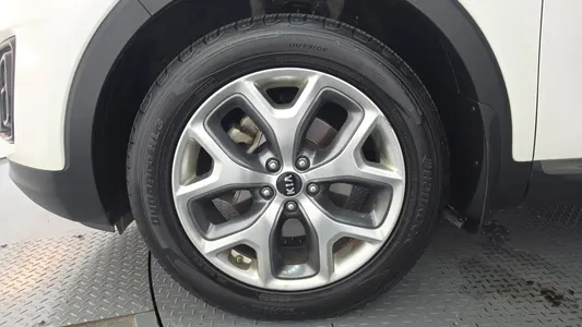 Kia Sorento 2.0 2WD 2016 5