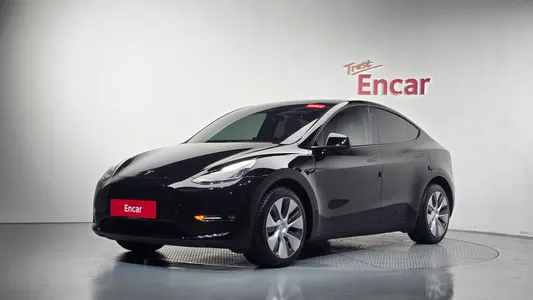 Tesla Y AWD 2022 11