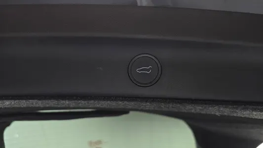 Tesla Y AWD 2022 20