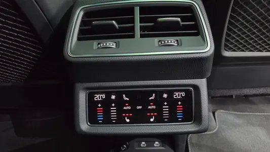 Audi e- S 2023 42