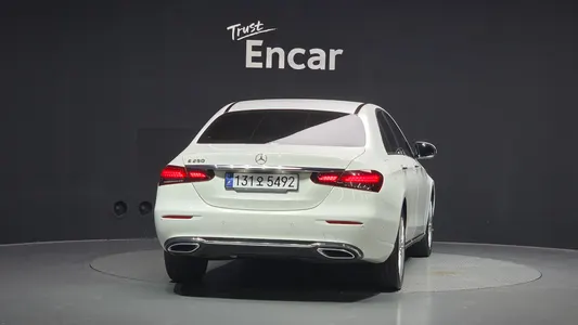 Mercedes-Benz E-Class W213 E250 2021 4