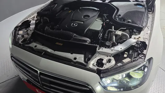 Mercedes-Benz E-Class W213 E250 2021 6