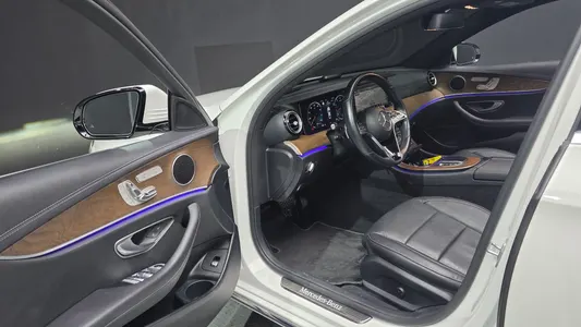 Mercedes-Benz E-Class W213 E250 2021 10