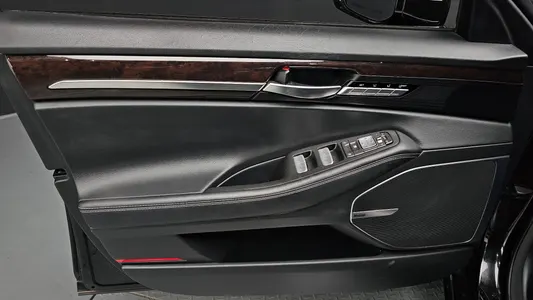Genesis EQ900 3.8 GDI AWD 2018 25