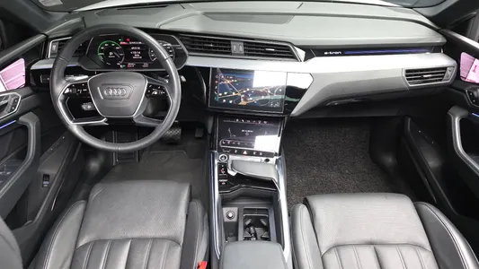 Audi e- 55 2023 7