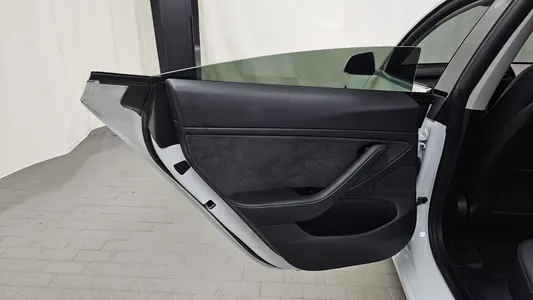 Tesla 3 AWD 2020 25