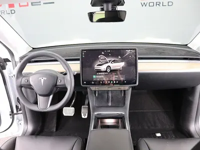 Tesla Y RWD 2024 14