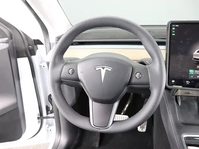 Tesla Y RWD 2024 15