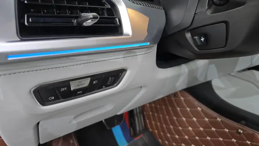 BMW XM (G09) 4.4 2023 28