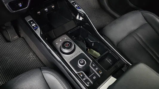 Kia 4 2.2 2WD 2020 9