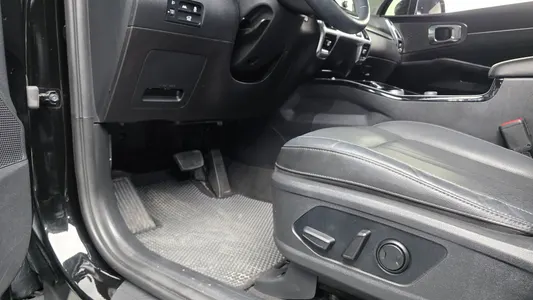 Kia 4 2.2 2WD 2020 32