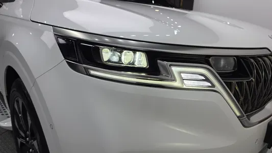 Kia Carnival 4 2022 22