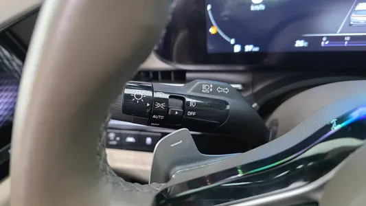 Kia Carnival 4 2022 29