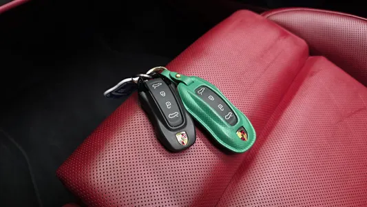 Porsche EV 4S 2025 16