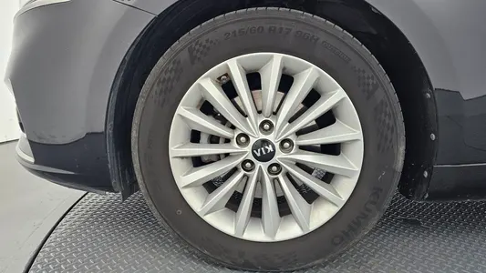 Kia K7 3.0 LPI () 2016 5