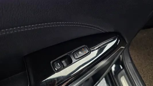 Kia K7 3.0 LPI () 2016 19