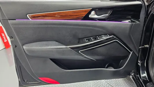 Kia K7 3.0 LPI () 2016 24