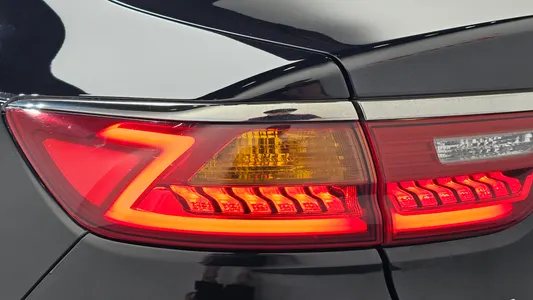 Kia K7 3.0 LPI () 2016 23