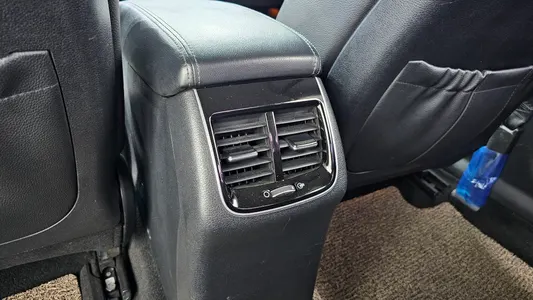 Kia K7 3.0 LPI () 2016 31