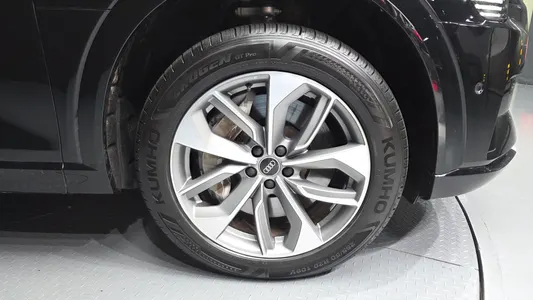 Audi e- 55 2021 22