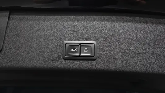 Audi e- 55 2021 35