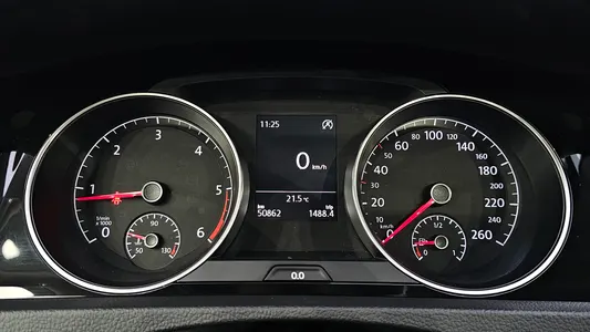 Volkswagen 7 2.0 TDI 2015 8