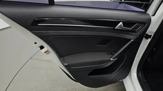 Volkswagen 7 2.0 TDI 2015 26