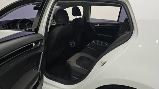 Volkswagen 7 2.0 TDI 2015 27