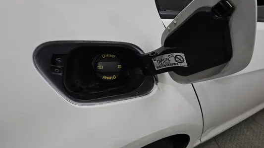 Volkswagen 7 2.0 TDI 2015 35